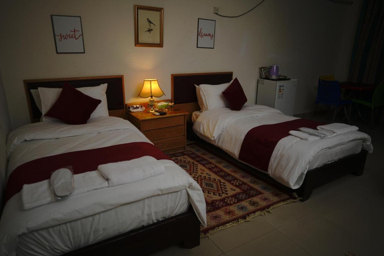 Petra Home Hotel 瓦迪穆萨 外观 照片